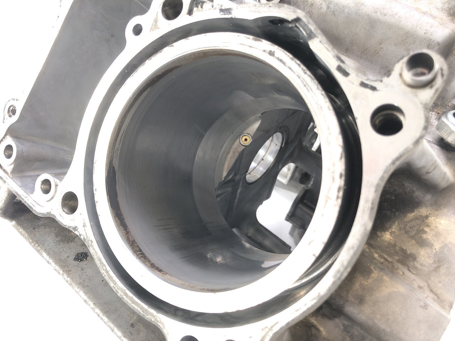 Honda VTR 1000 SP 1 SC45 [2001] - Engine housing with piston
