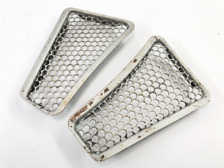 Honda GL 500 Silverwing PC02 [1982] - cooling grille side grille ventilation grille