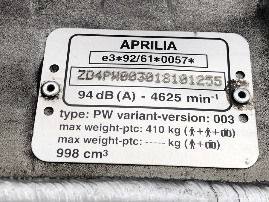 Aprilia RST 1000 Futura [2002] - frame with papers