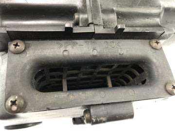 Kawasaki GPZ 1100 ZXT10E [1997] - air filter box Airbox intake box - 0