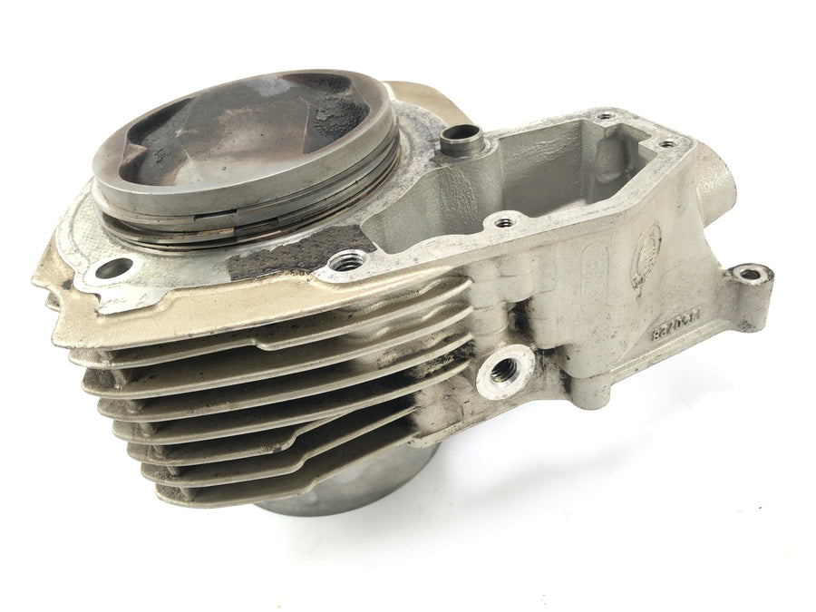 BMW R 1100 RT 259 [1997] - cylinder with pistons on the right