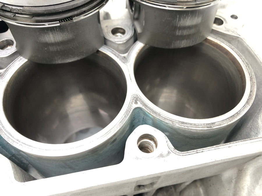 BMW K 1100 RS [1991] - motor housing empty housing with pistons