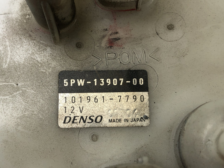 Yamaha YZF R1 RN09 [2003] - Kraftstoffpumpe Benzinpumpe Tankpumpe