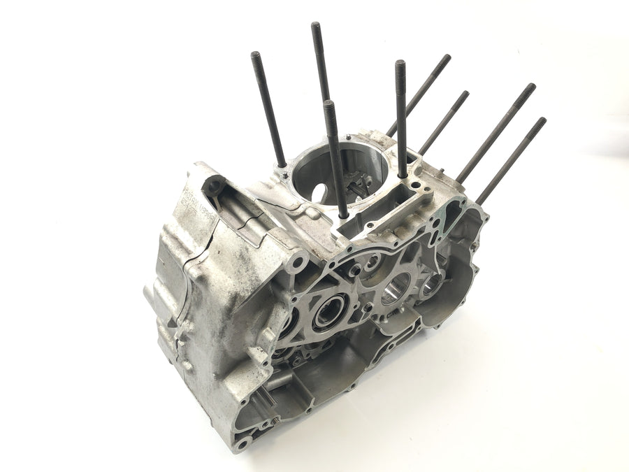 Aprilia RST 1000 Futura [2002] - Motorgehäuse Leergehäuse Motorblock Motorengehäuse Gehäuseblock