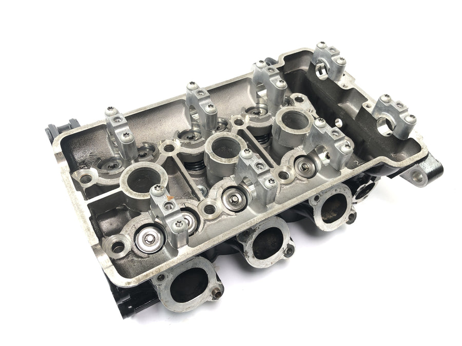 Triumph Speed ​​Triple T509 [1998] - Cylinder head