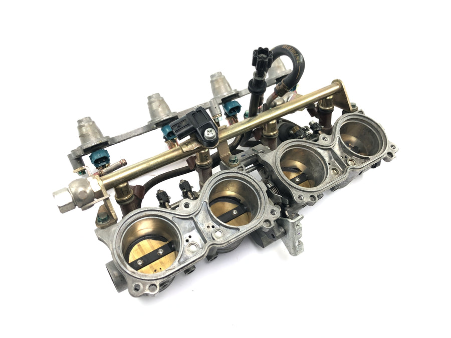 Honda CBR 1000 RR SC57 [2006] - Drosselklappeneinheit mit Einspritzleiste Drosselklappe