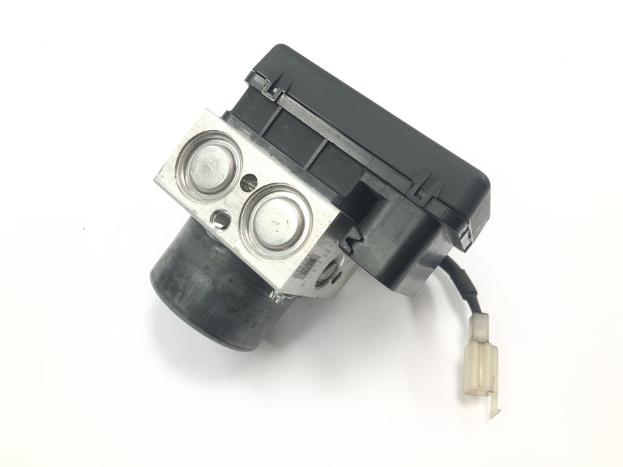 KTM Duke 690 A3 [2012] - ABS control unit hydraulic block modulator brake pressure regulator