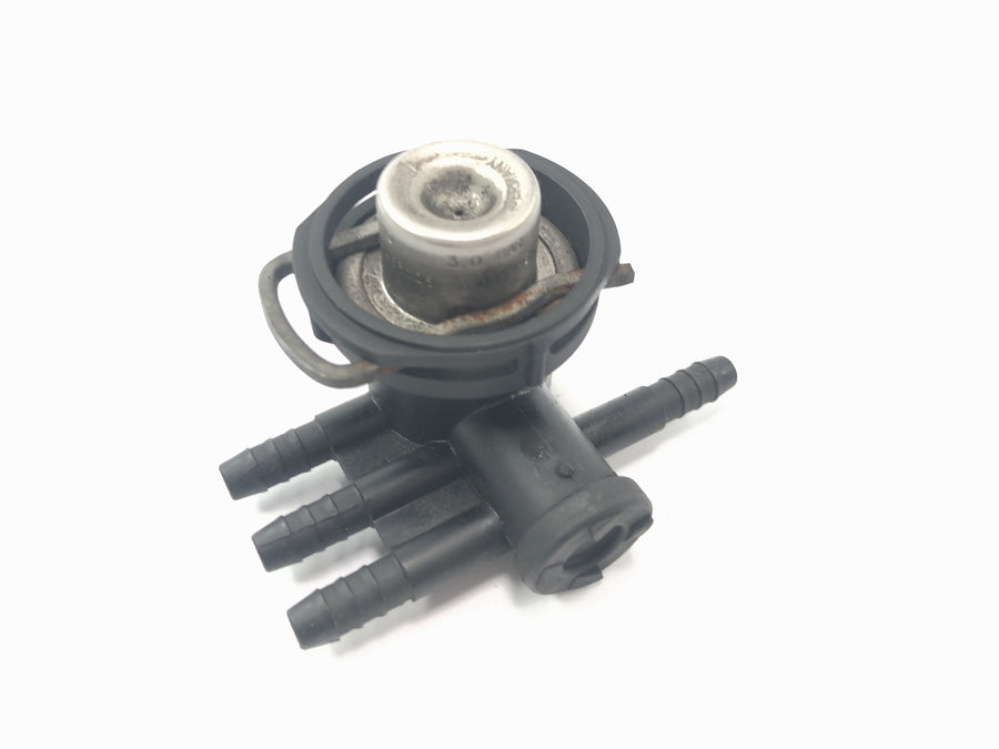 BMW R 1150 RT R22 [2001] - Fuel pressure regulator