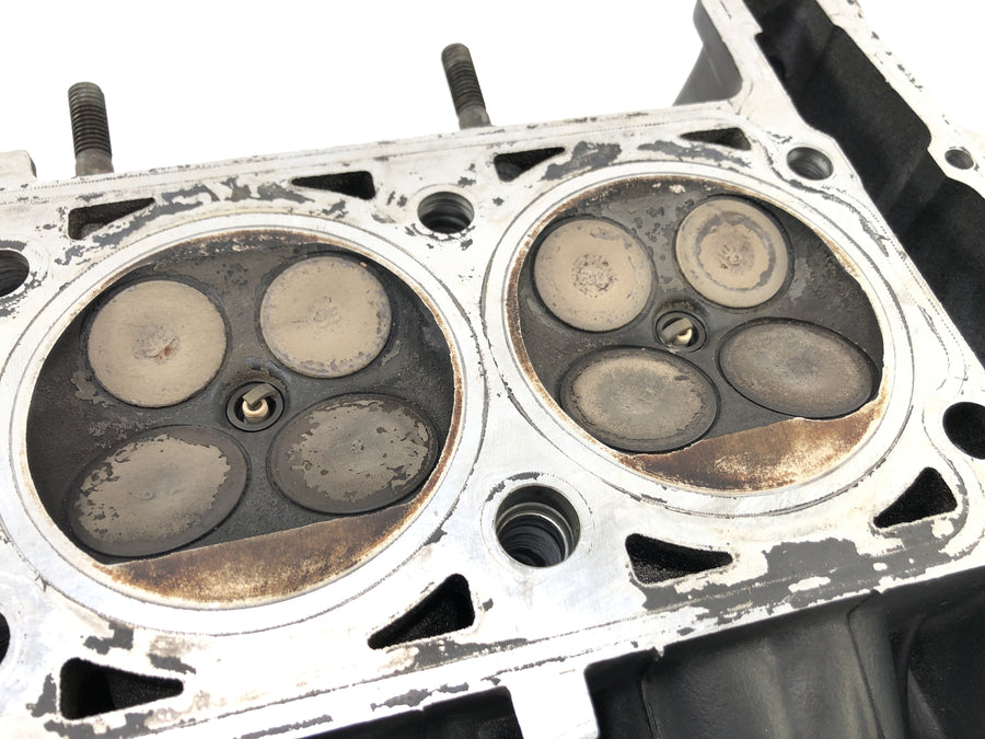 Kawasaki GPZ 1000 RX [1987] - Zylinderkopf nicht komplett