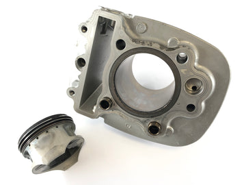 Yamaha XVS 650 Drag Star 4VR [1997] - Cylinder with piston at the rear - 0