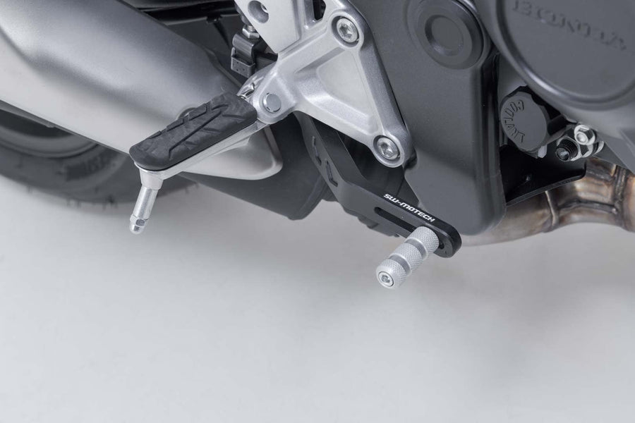 Honda CB 1000 Hornet [2025-2026] - foot brake lever - picture 2