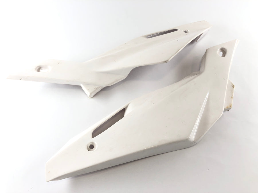 Husqvarna TE 510 [2008] - Side panel left and right