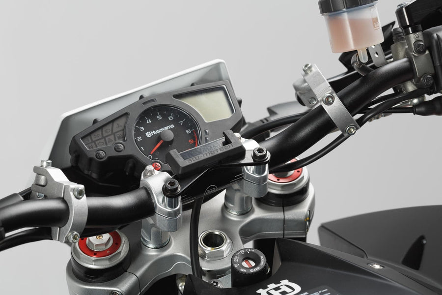 Kawasaki Z 400 [2025-2026] - Navi holder on the handlebars – picture 2