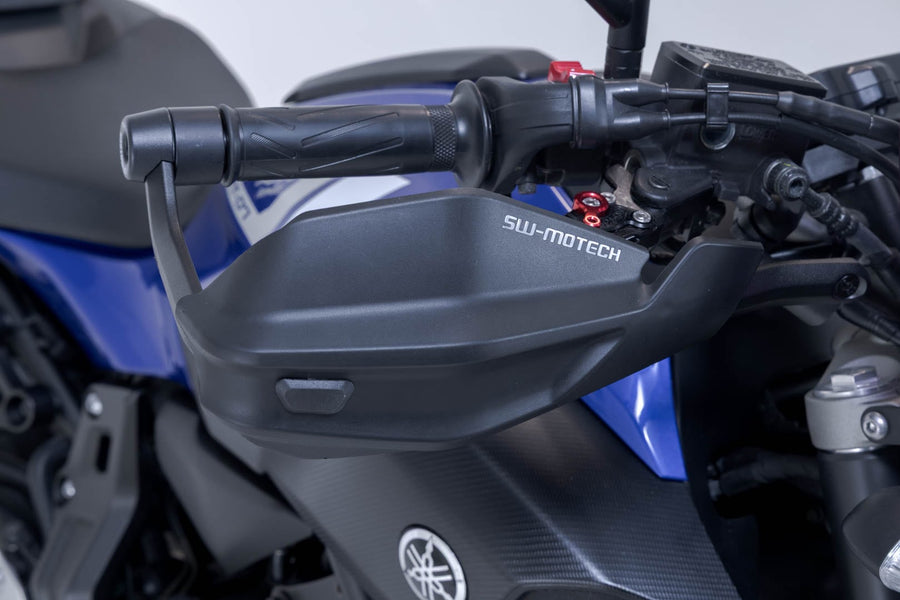Yamaha MT 07 [2014-2020] - Adventure handguard kit - picture 4