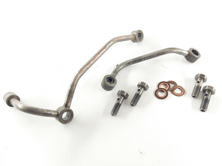 Triumph Bonneville 800 T100 [2004] - Oil lines with banjo bolts