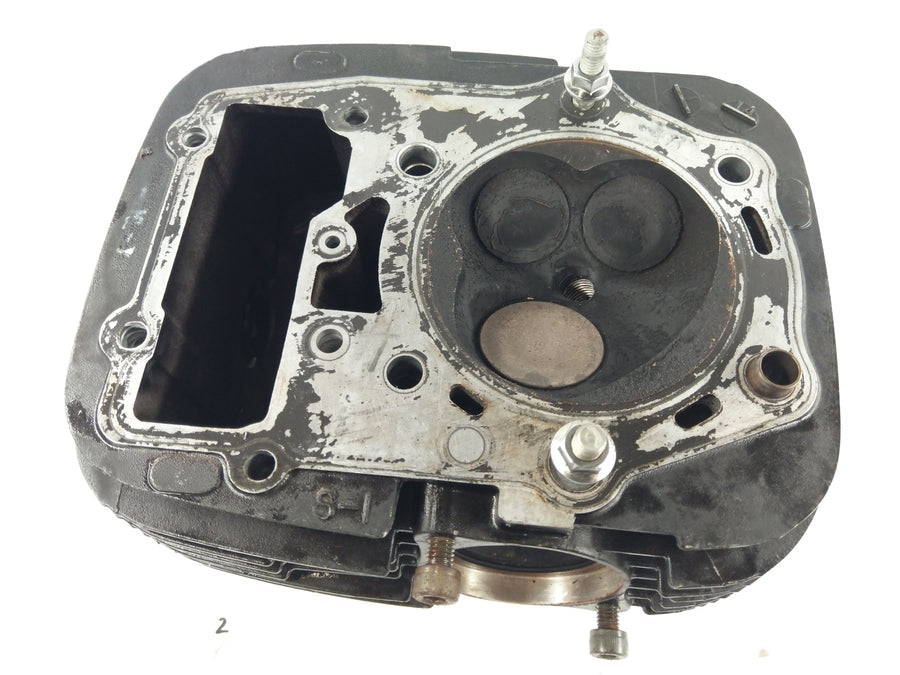 Suzuki Intruder 1500 VL [2000] - Cylinder head rear cylinder