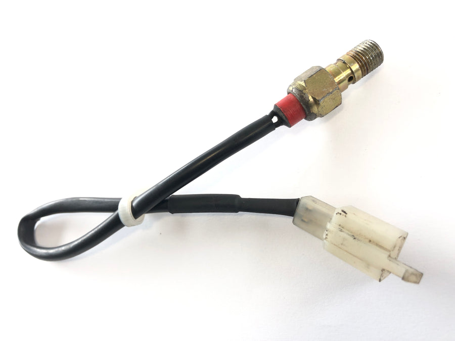 KTM LC4 640 Duke 2 [2001] - Rear brake light switch