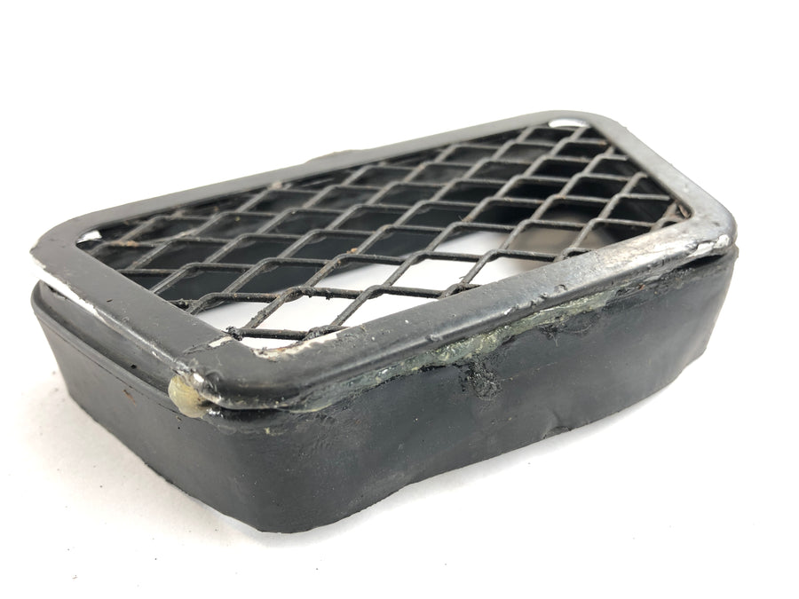 Yamaha YZF R6 RJ03 [2000] - Inlet grille for Ram Air air duct
