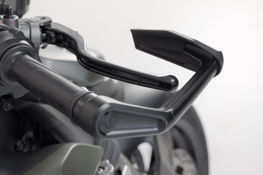 Ducati Streetfighter V4 1100 [2025-2026] - lever protector with wind deflector - picture 7