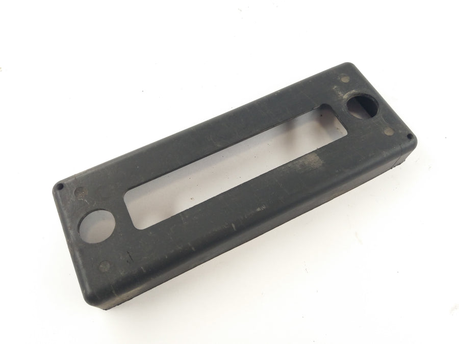 Ducati 750 SS [1994] - Rubber battery compartment