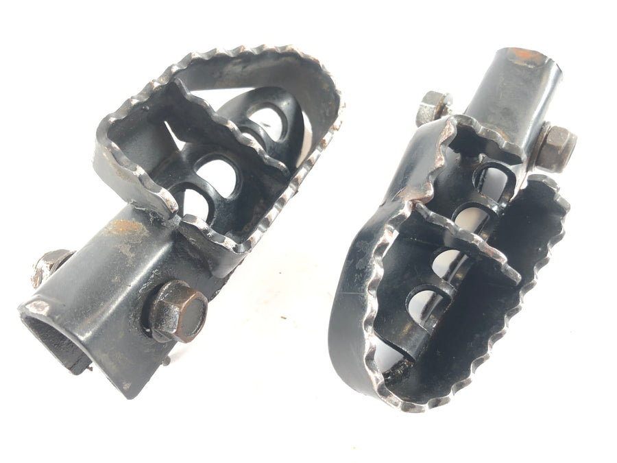 Aprilia SX KX1 125 [2020] - Driver footrests right and left