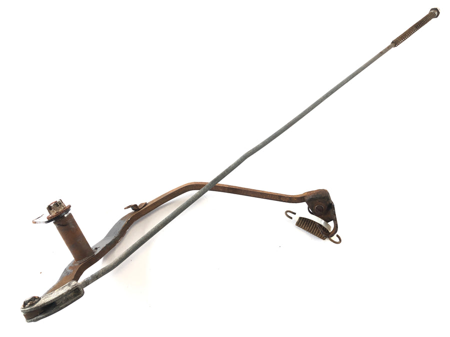 Suzuki DR 250 SJ41A [1982] - Brake pedal with linkage