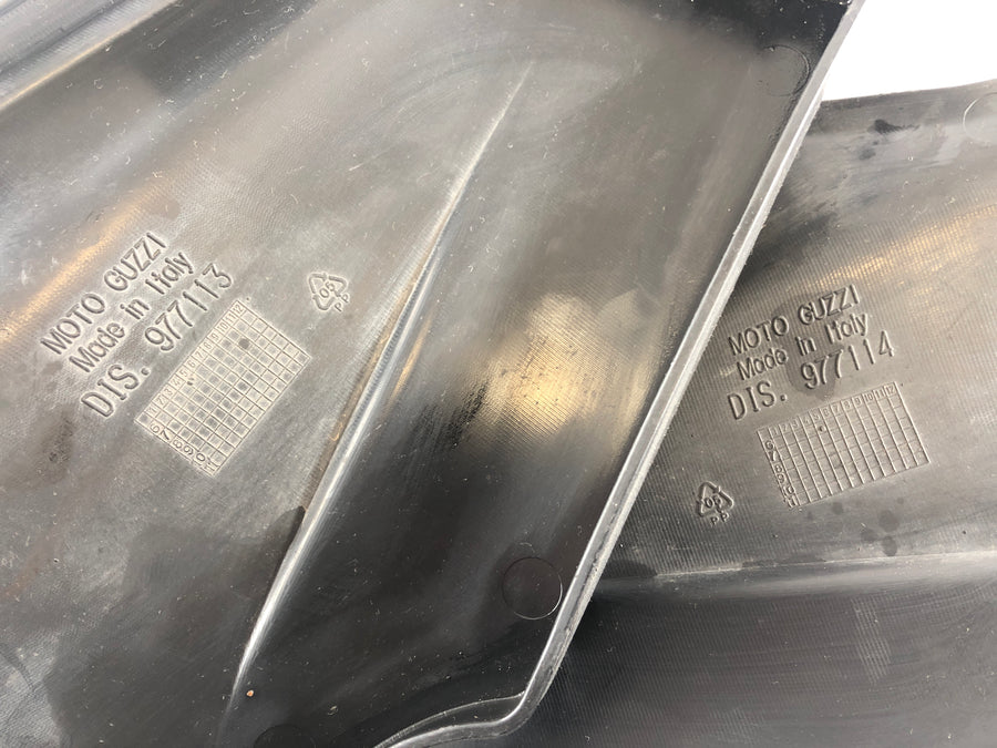 Moto Guzzi Norge 1200 LP [2006] - Verkleidung hinten rechts und links Set