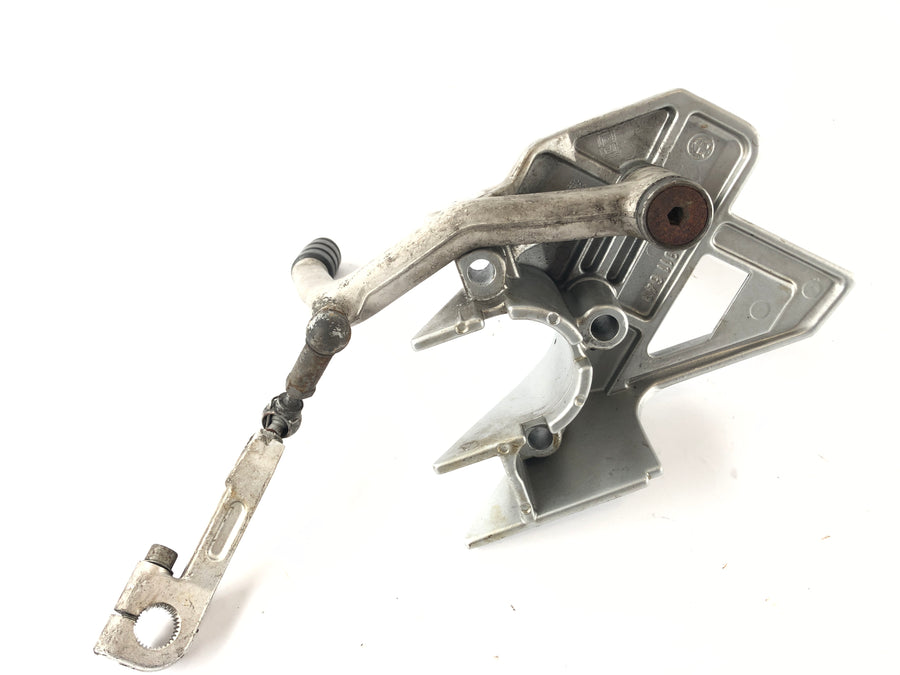 BMW R 1100 R 259 [1995] - Footrest plate left with gear lever and rod