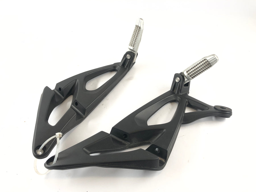 BMW K 1300 R [2010] - Footrests Passenger Footrest Set