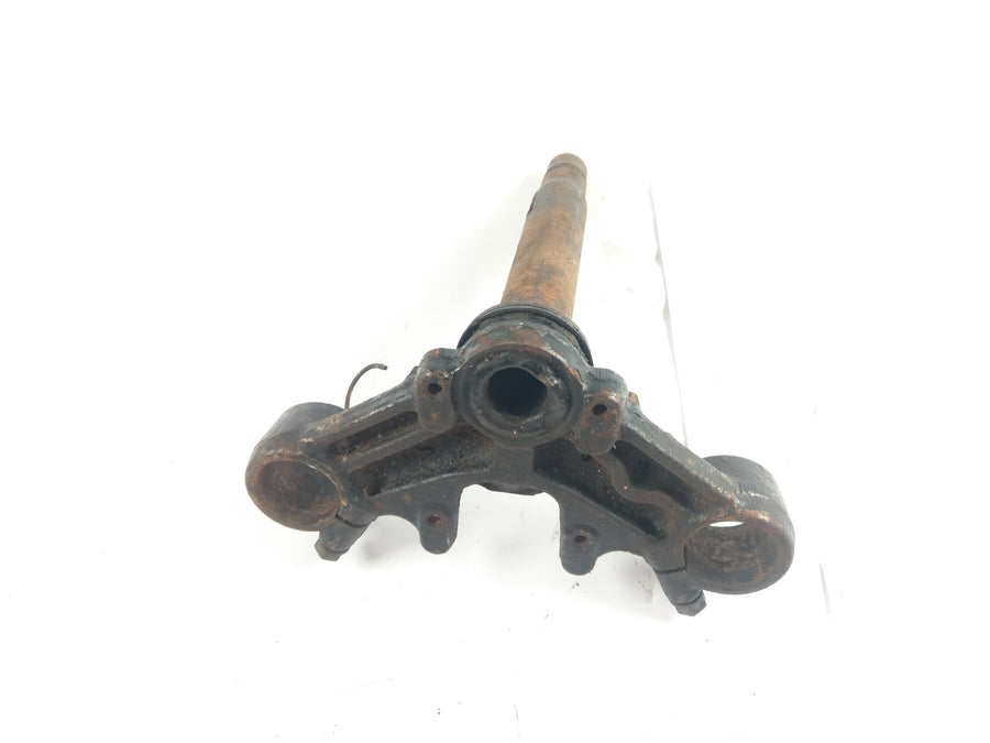Yamaha DT 400 1R6 - lower triple clamp