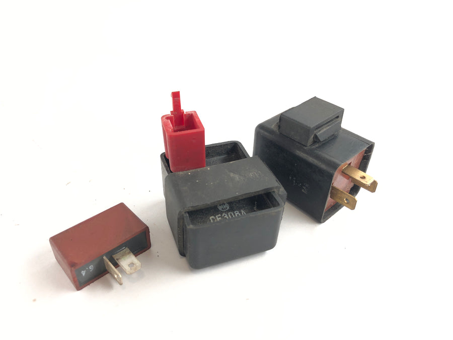 Kawasaki ZX9-R ZX900B [1996] - Relay mixed lot