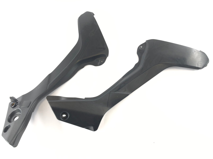 Triumph Tiger 1050 115NG [2016] - Fairing left and right holder