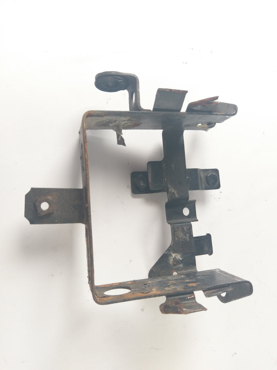 Suzuki DR 650 SP42B - Battery box