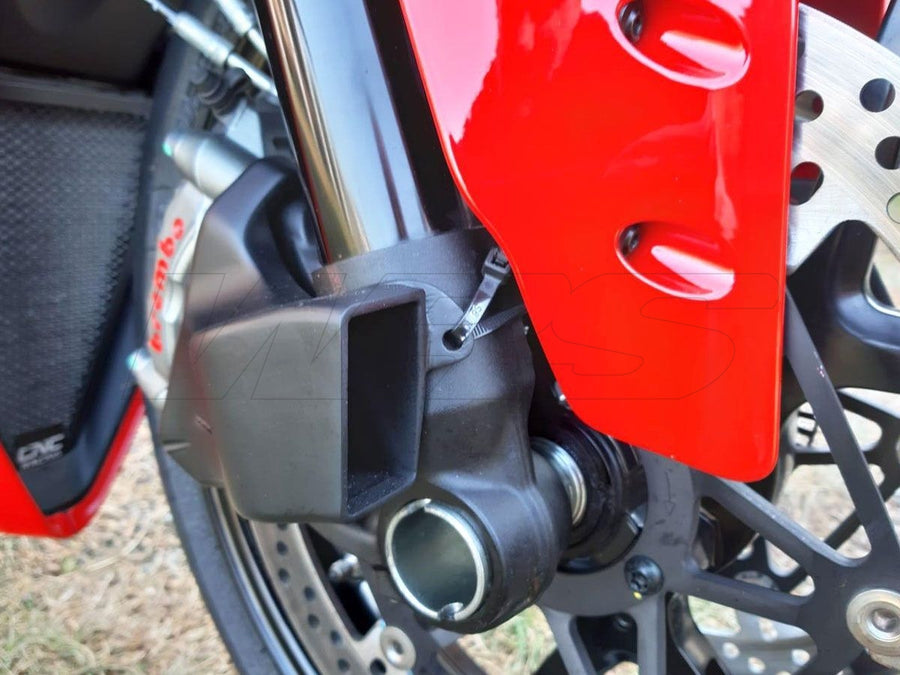 YAMAHA YZF R 1 [2020-2020] - Brake cooling ducts - view 5