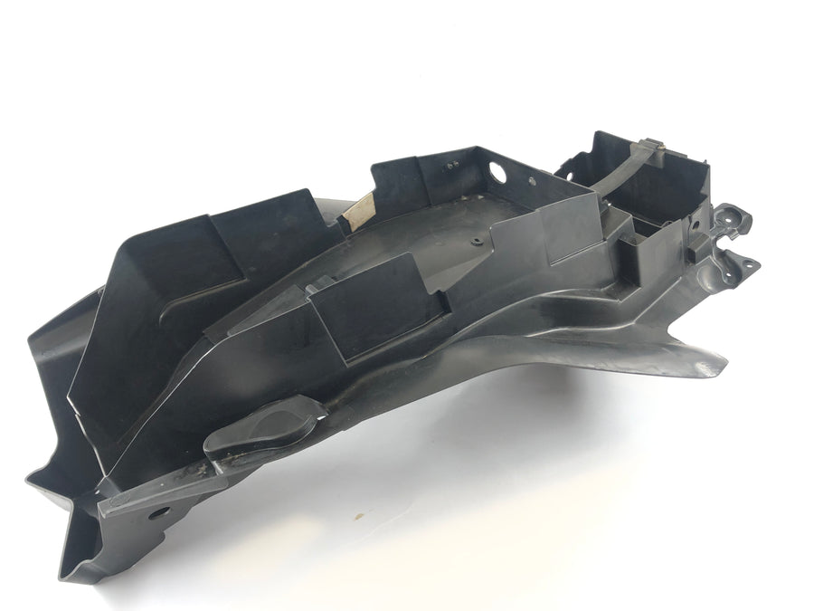 Suzuki DL 1000 V-Strom [2006] - Rear under-panel splash guard