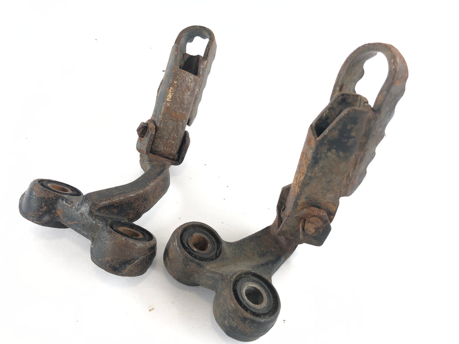Suzuki DR 650 SP44B [1994] - Driver footrests right and left