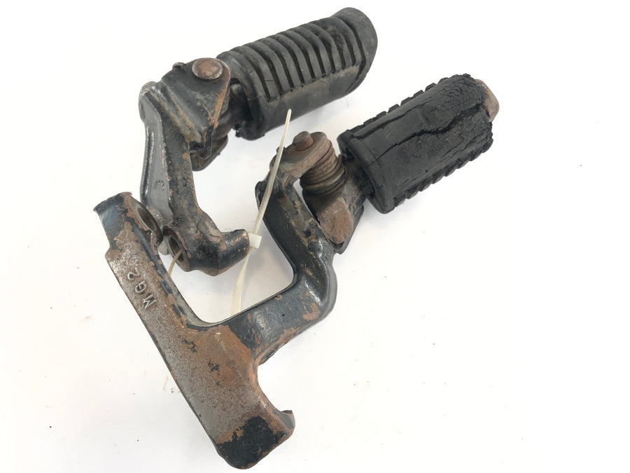 Honda XL 600 R PD03 [1984] - Passenger footrests right and left